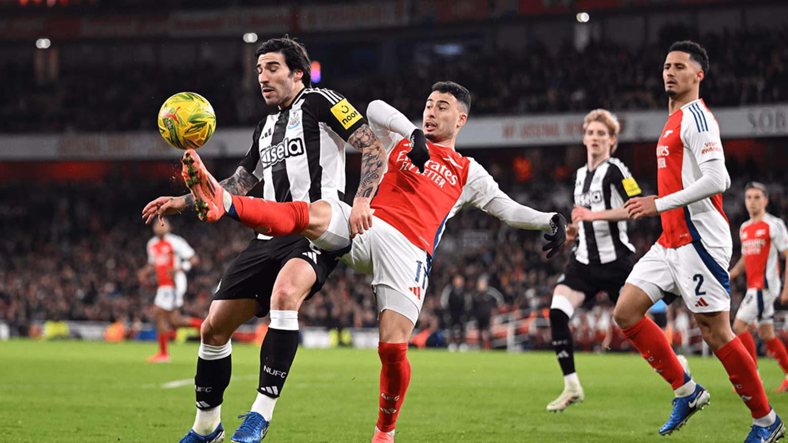 Arsenal vs Newcastle United Pronóstico y Apuestas: Premier League 25/04/2026